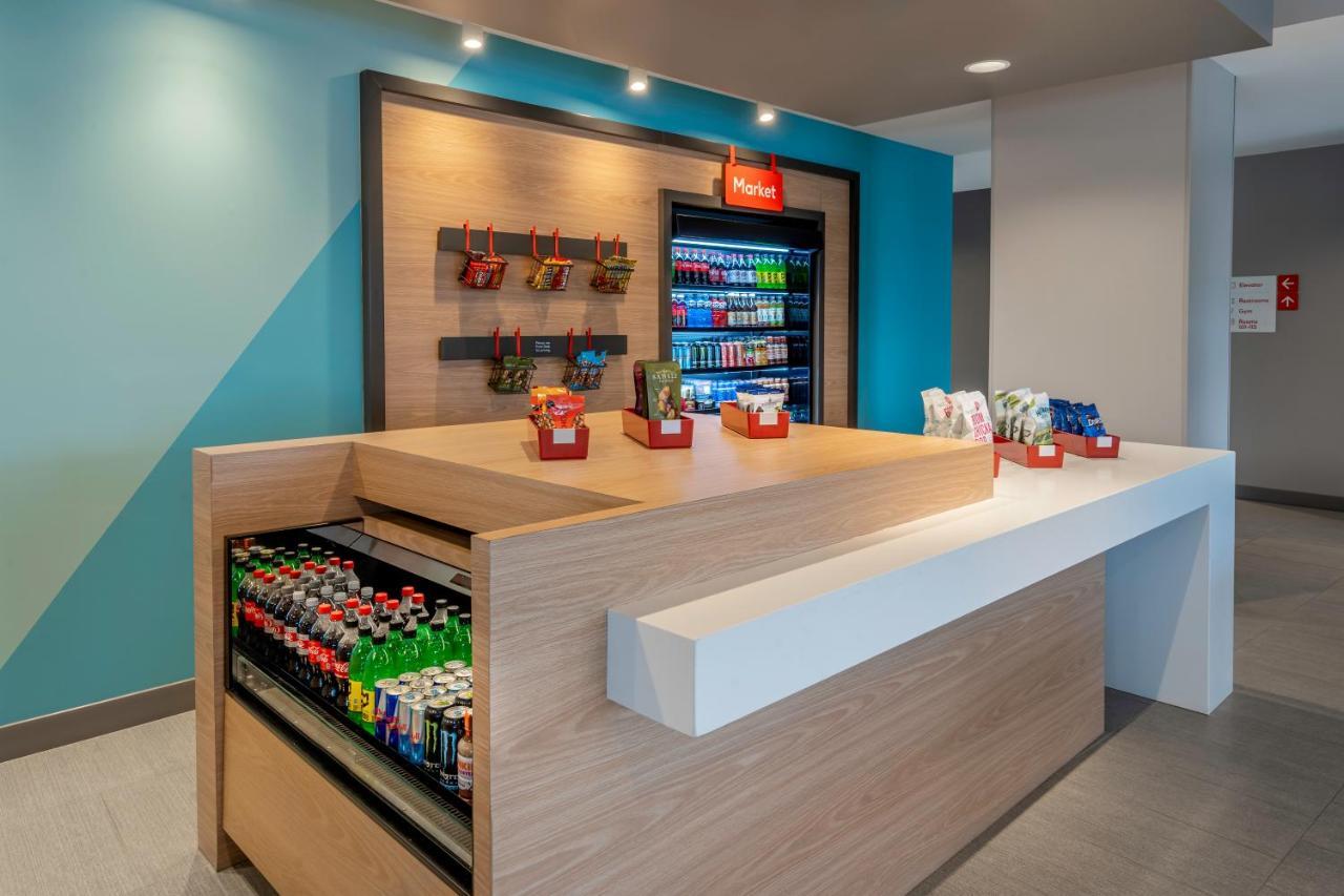 Avid Hotels Milwaukee West - Waukesha By Ihg Pewaukee Extérieur photo