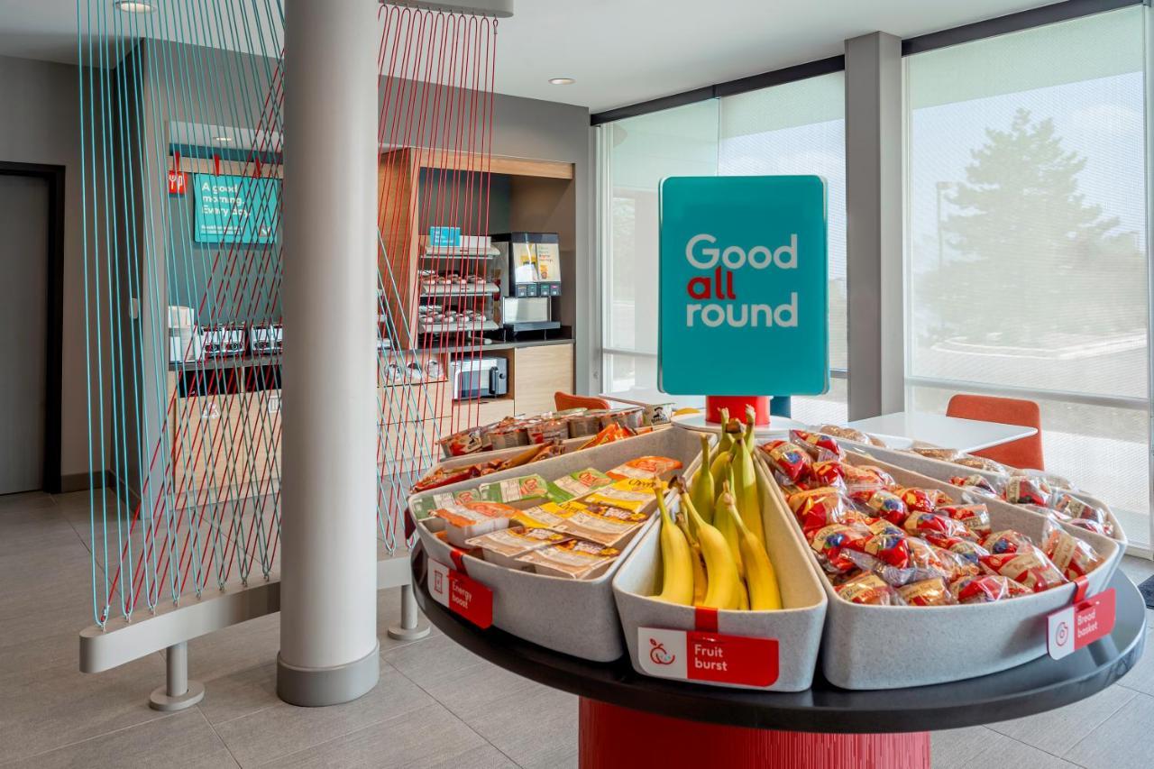 Avid Hotels Milwaukee West - Waukesha By Ihg Pewaukee Extérieur photo
