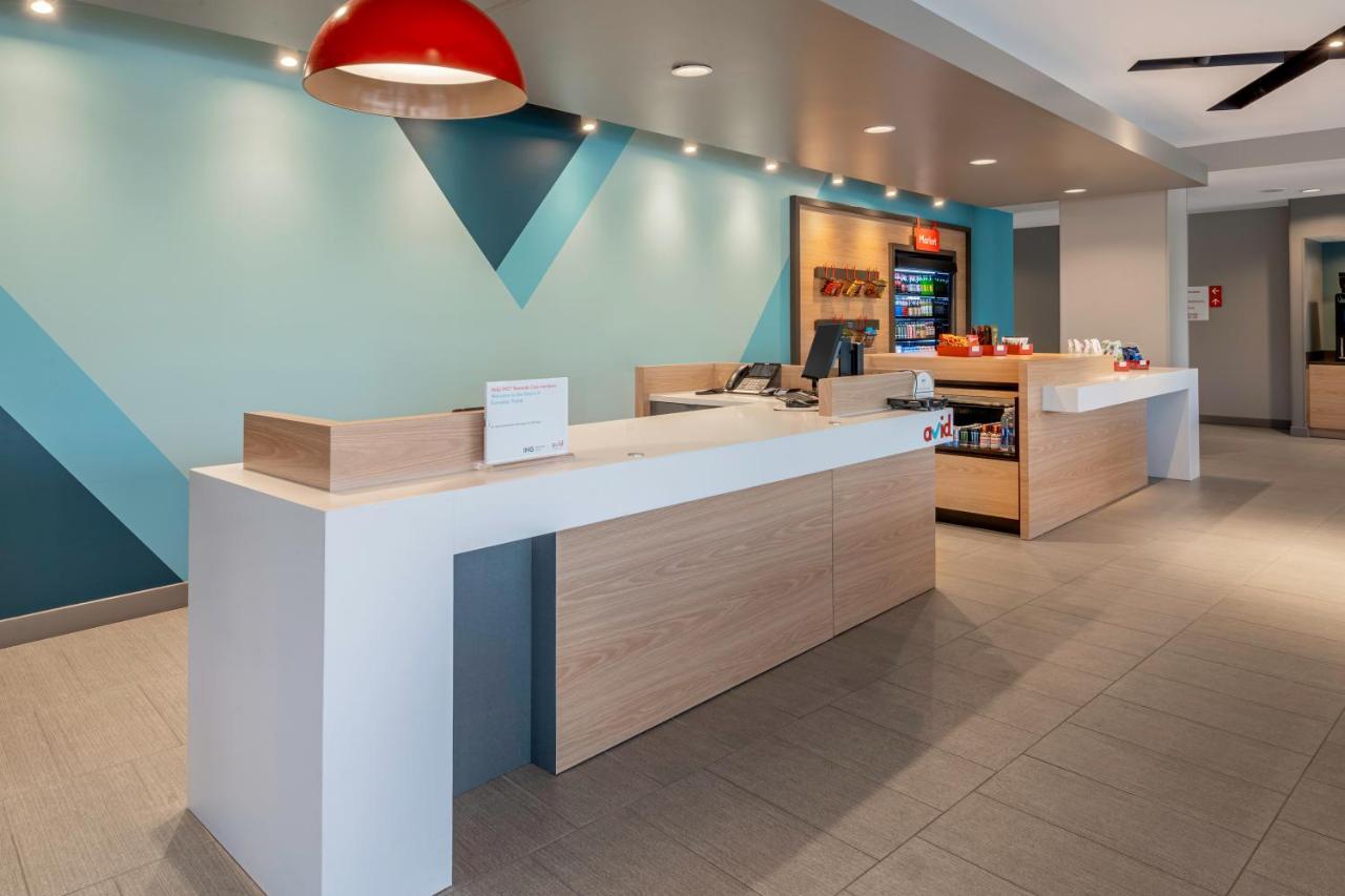 Avid Hotels Milwaukee West - Waukesha By Ihg Pewaukee Extérieur photo