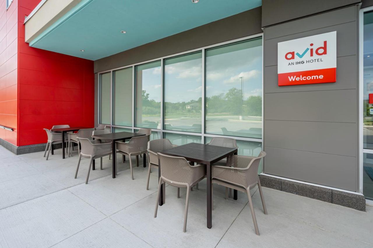 Avid Hotels Milwaukee West - Waukesha By Ihg Pewaukee Extérieur photo