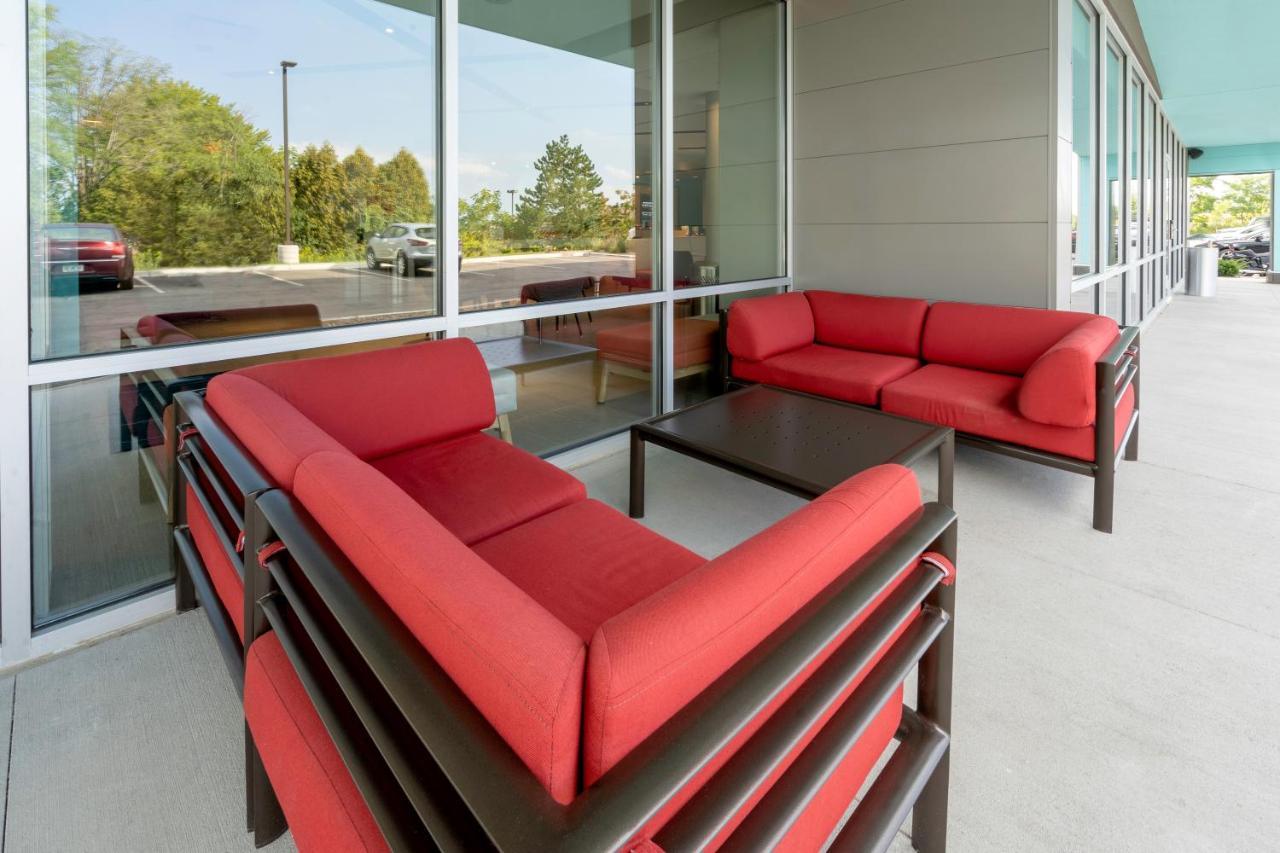 Avid Hotels Milwaukee West - Waukesha By Ihg Pewaukee Extérieur photo