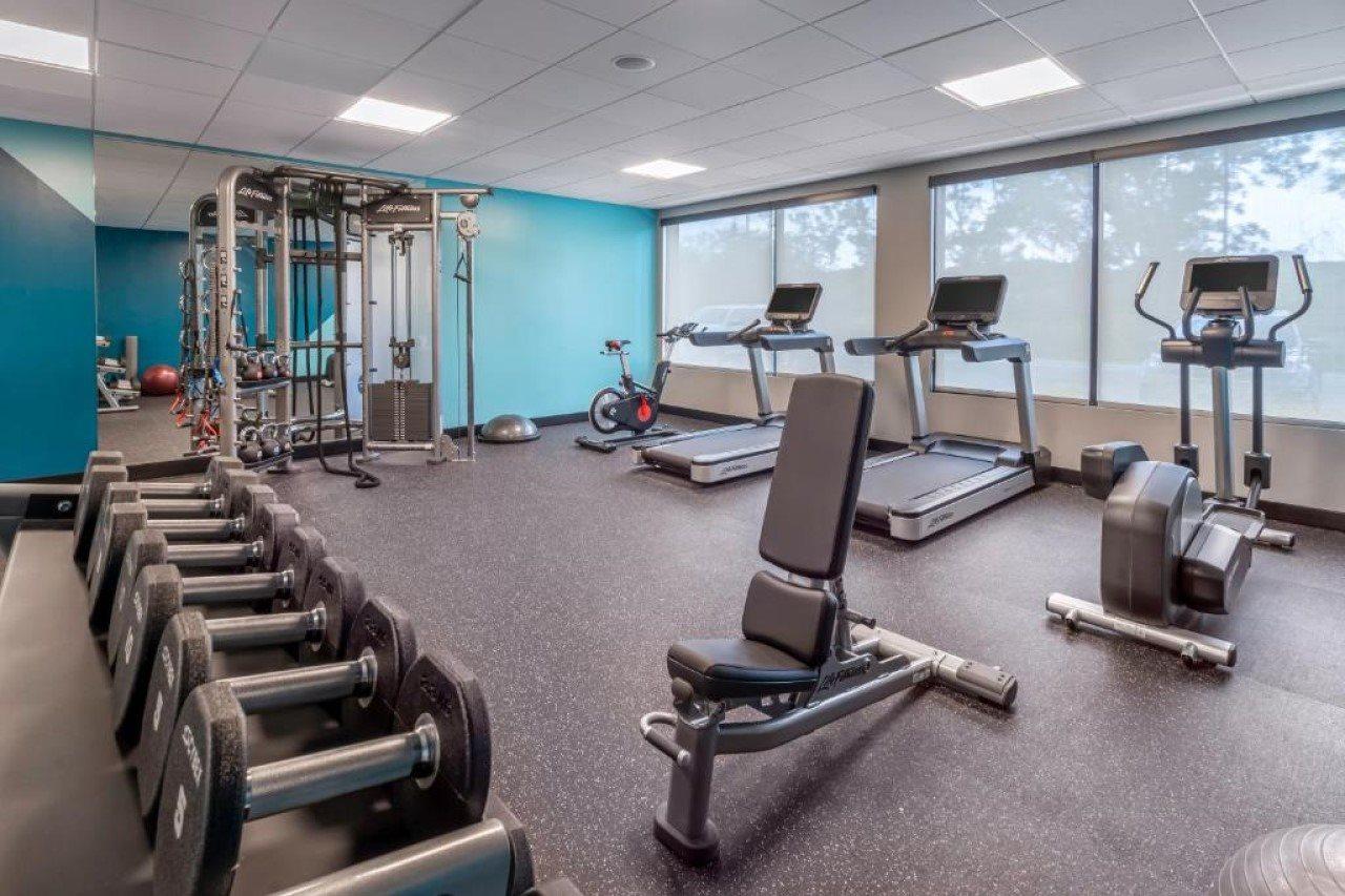 Avid Hotels Milwaukee West - Waukesha By Ihg Pewaukee Extérieur photo